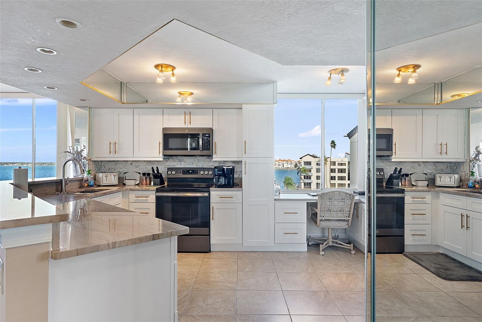 Image 9 of 36 For 5279 Isla Key Boulevard S 417