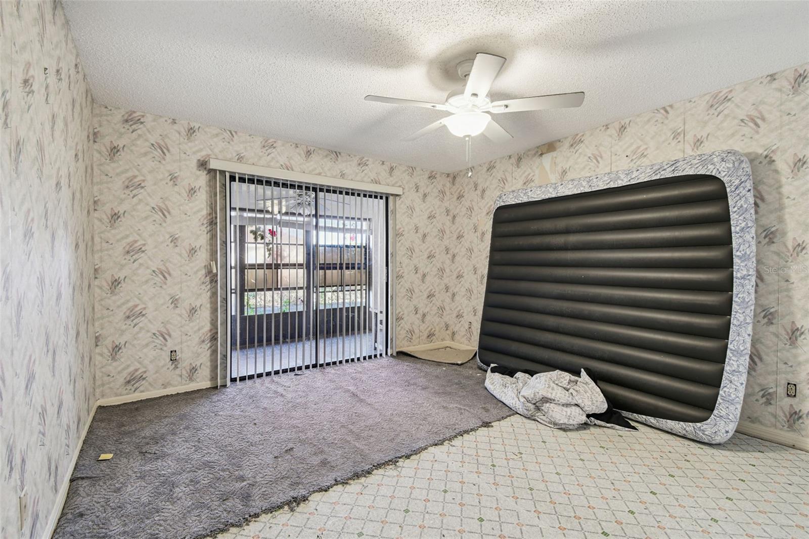 Image 20 of 27 For 1915 Del Webb Boulevard