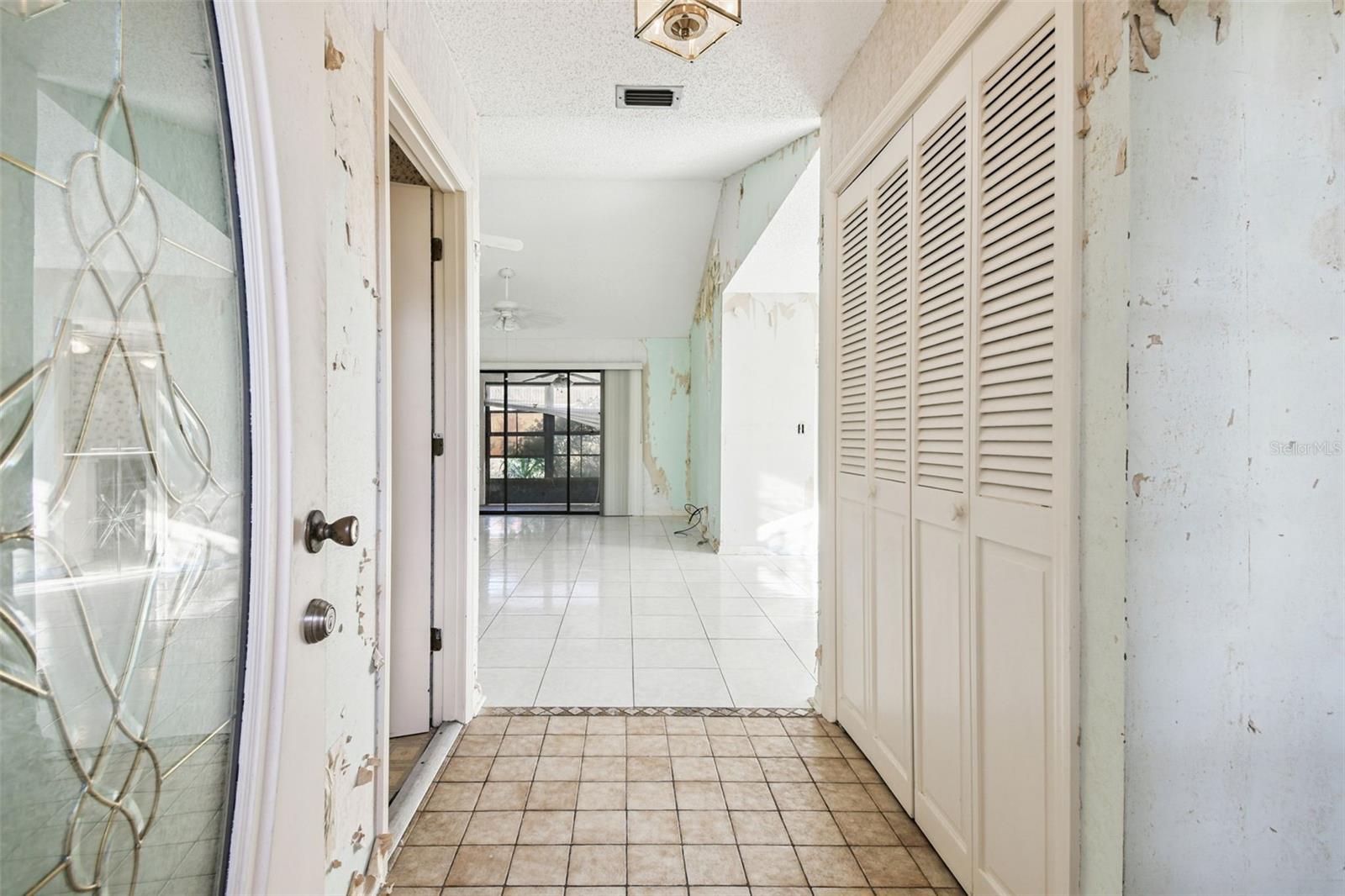 Image 5 of 27 For 1915 Del Webb Boulevard