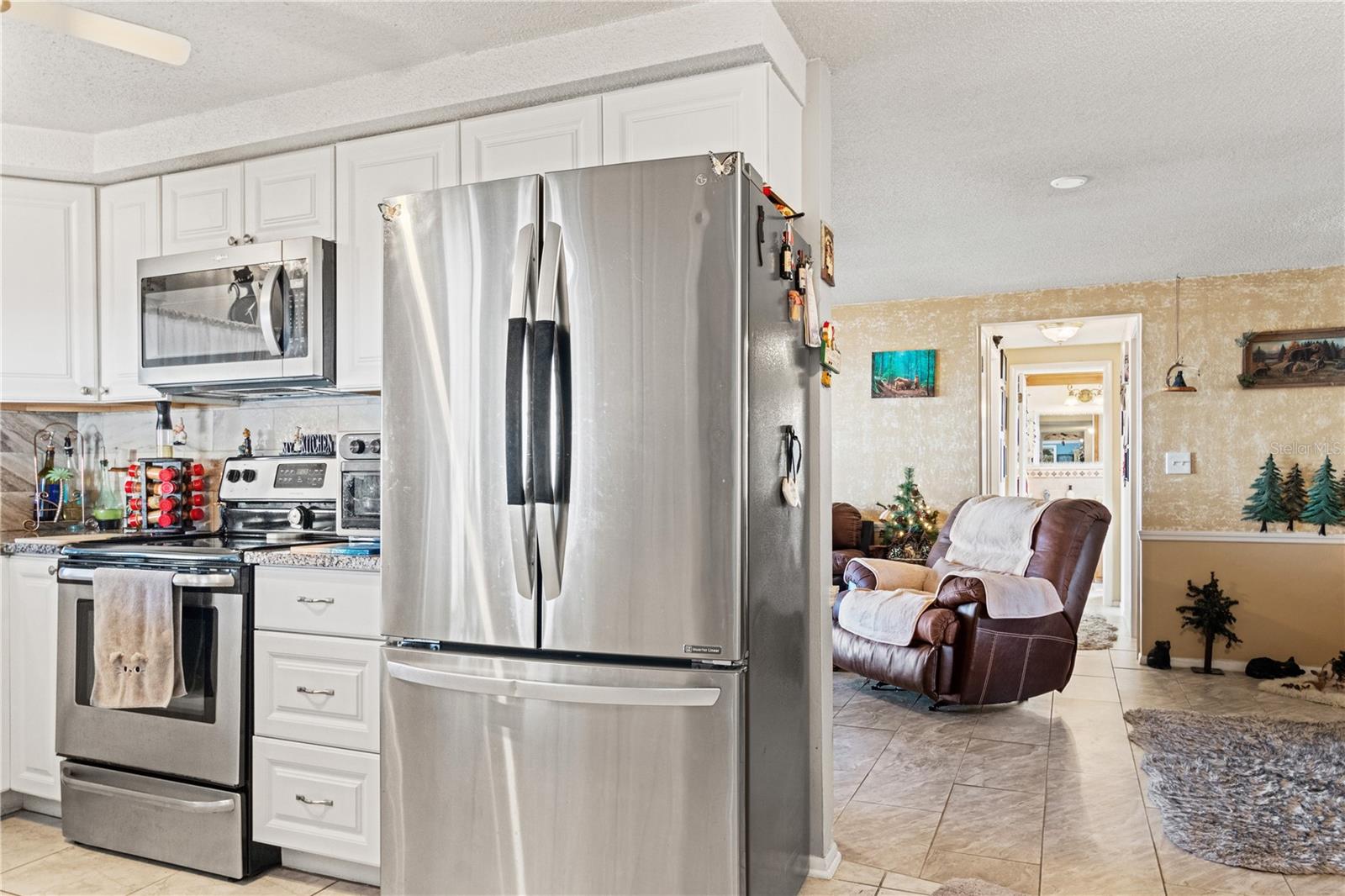 Image 15 of 41 For 4042 Jib Sail Court