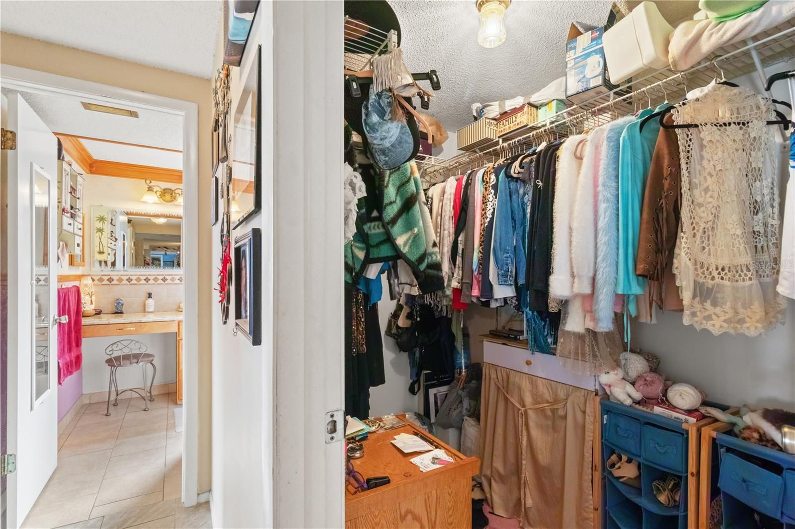 Image 27 of 41 For 4042 Jib Sail Court