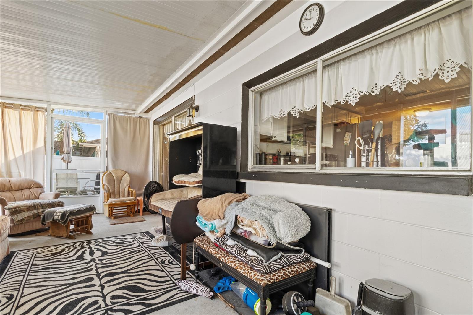 Image 29 of 41 For 4042 Jib Sail Court