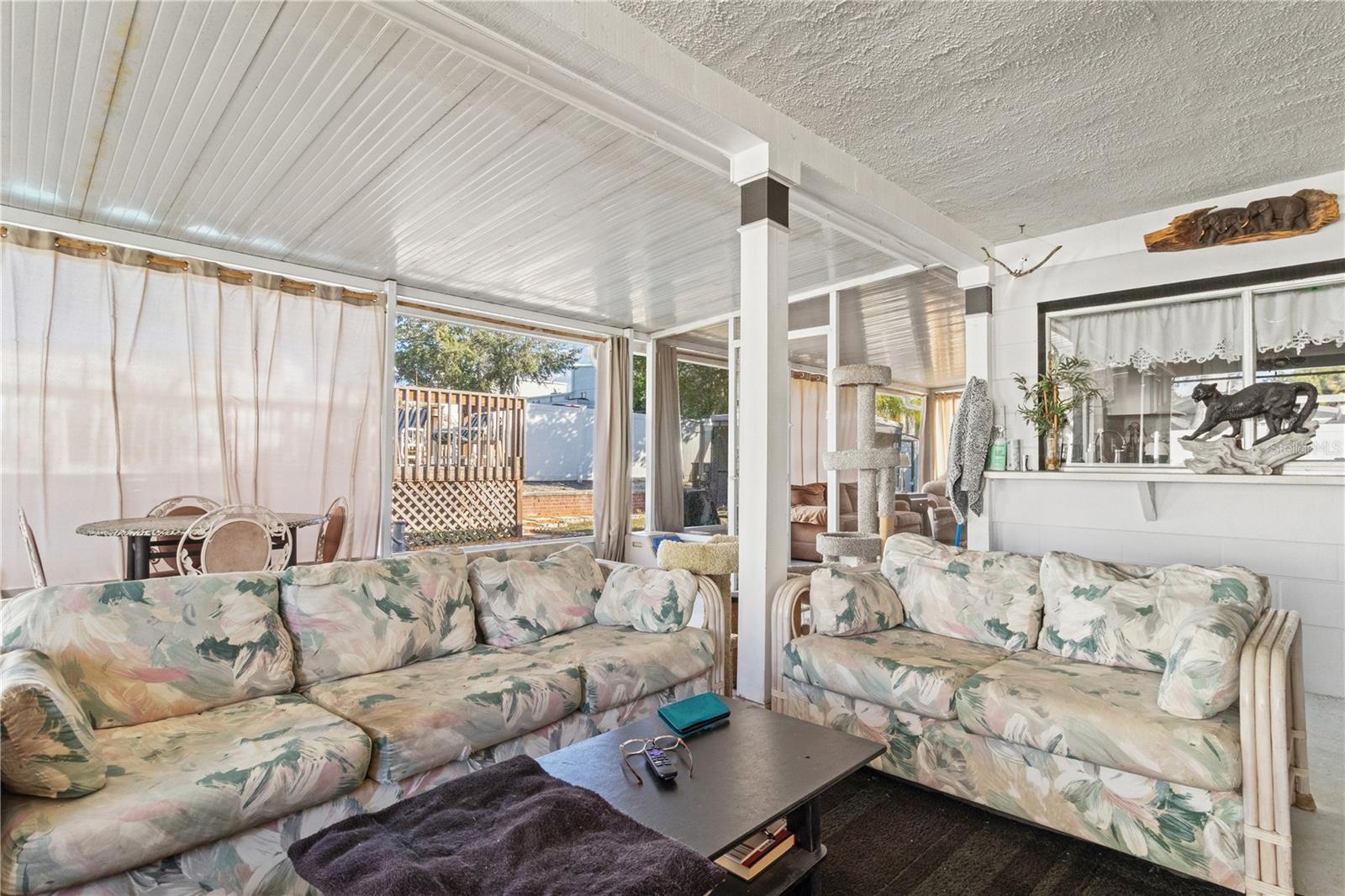 Image 34 of 41 For 4042 Jib Sail Court