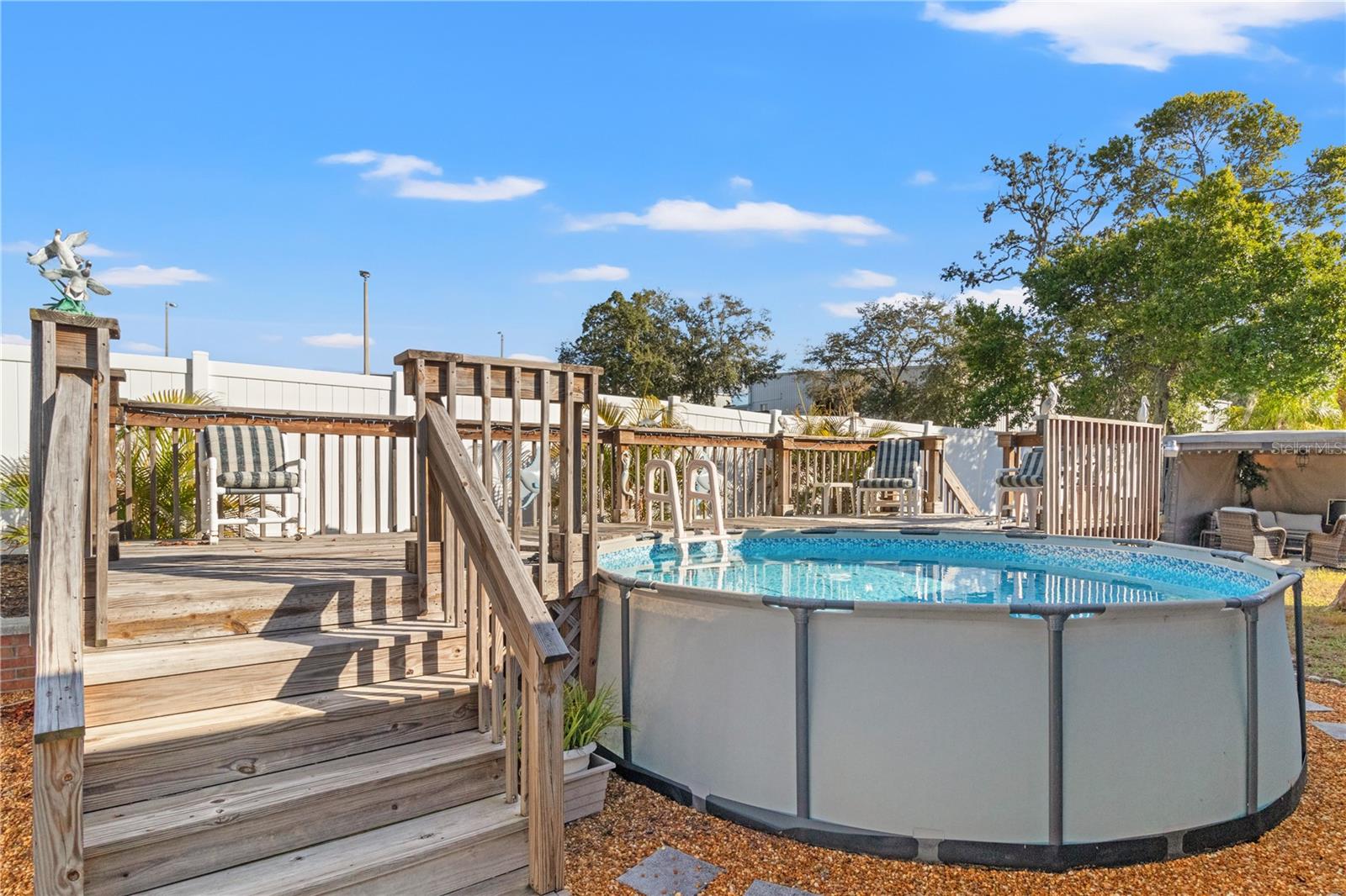 Image 36 of 41 For 4042 Jib Sail Court