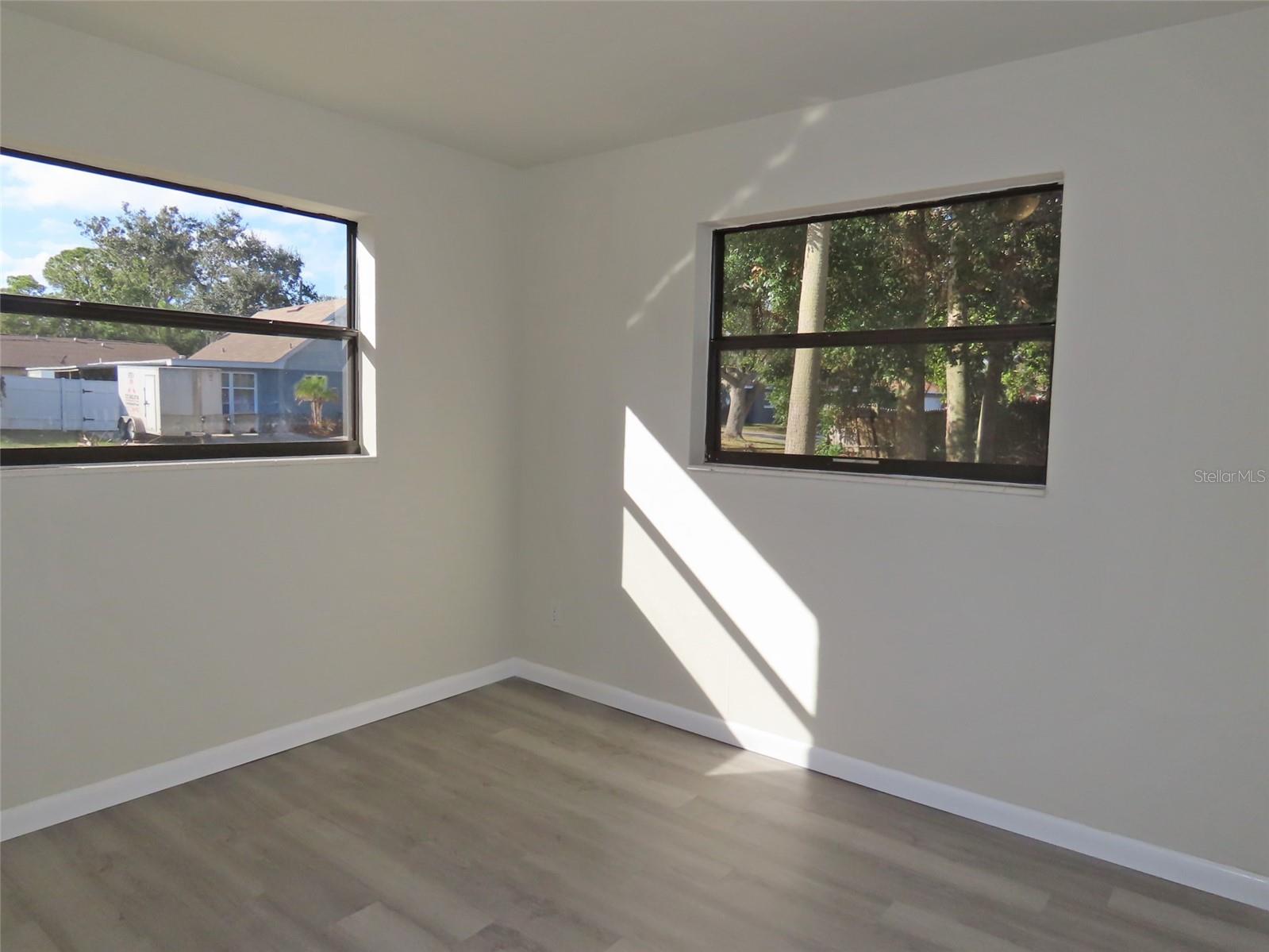 Image 17 of 28 For 2615 62nd Terrace N