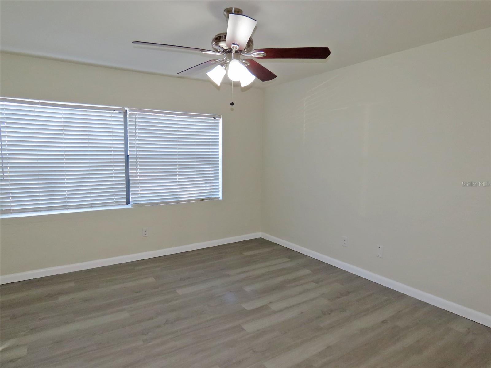 Image 21 of 28 For 2615 62nd Terrace N