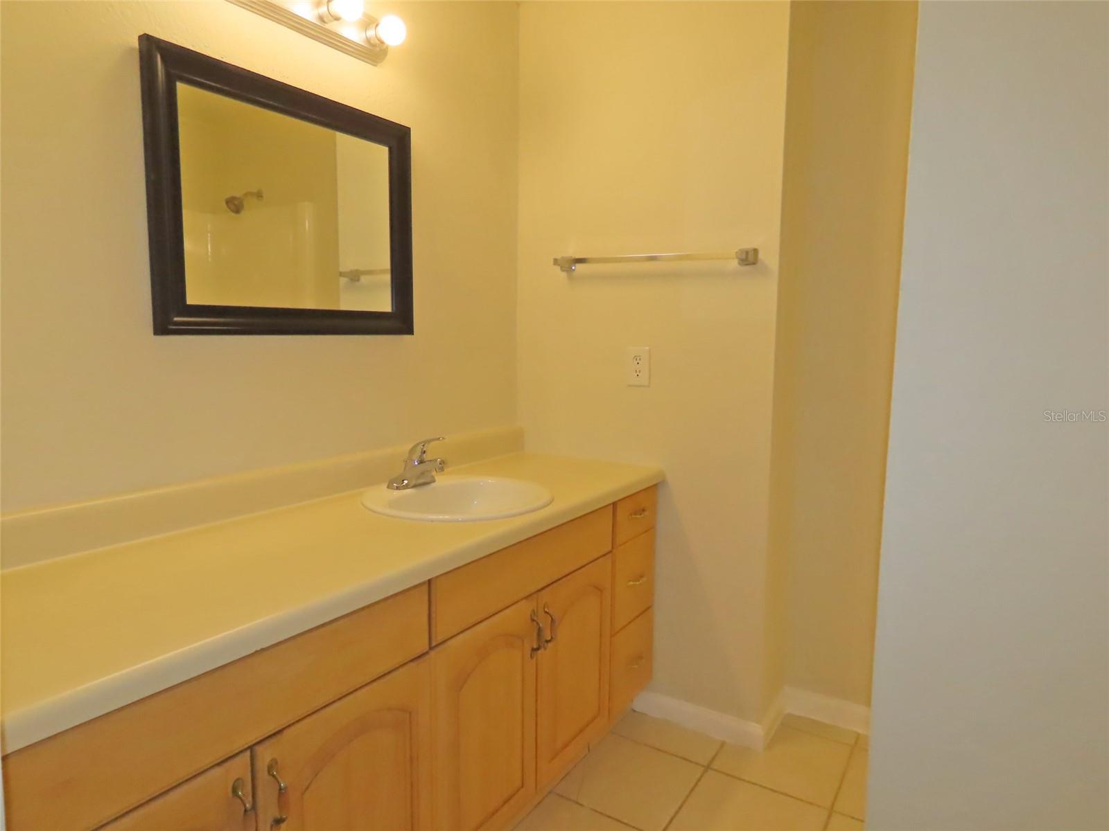 Image 22 of 28 For 2615 62nd Terrace N