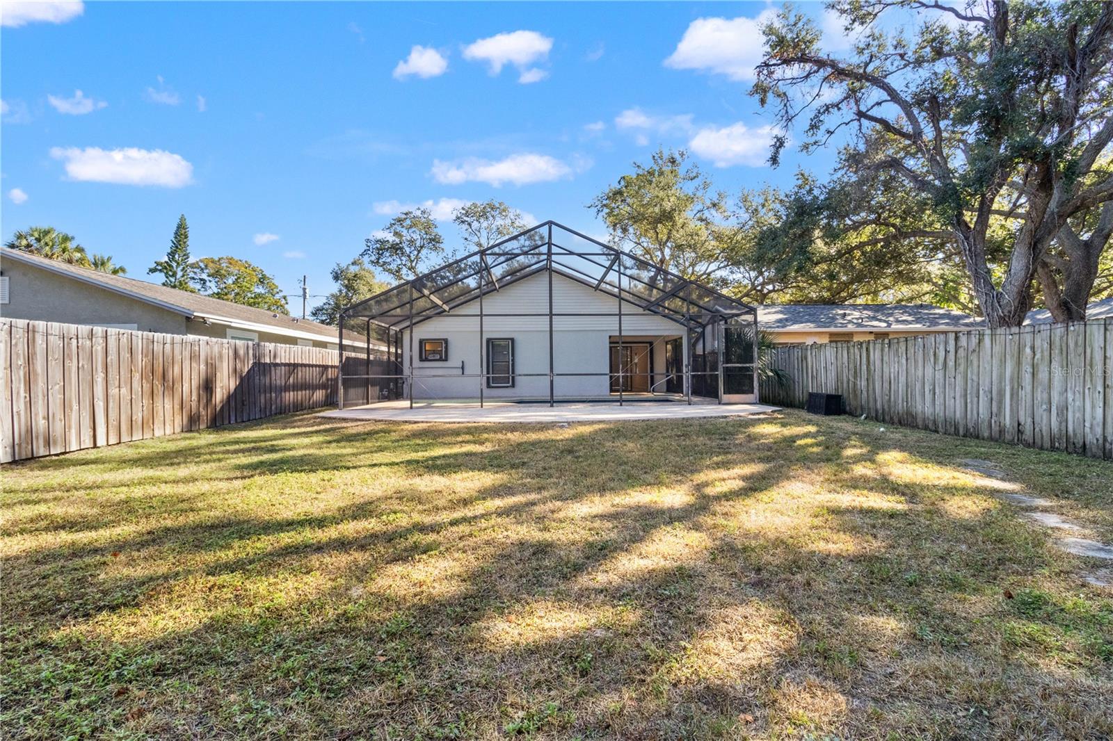 Image 25 of 29 For 7124 72nd Street