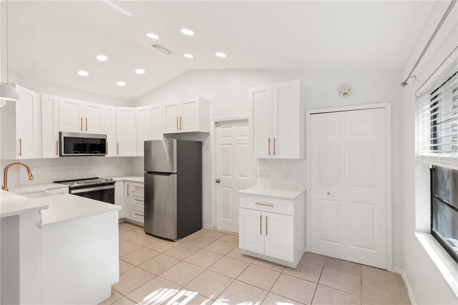 Image 3 of 29 For 7124 72nd Street