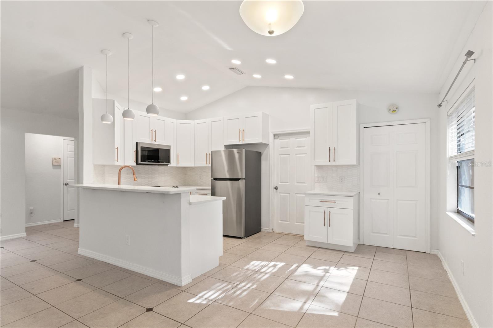 Image 4 of 29 For 7124 72nd Street