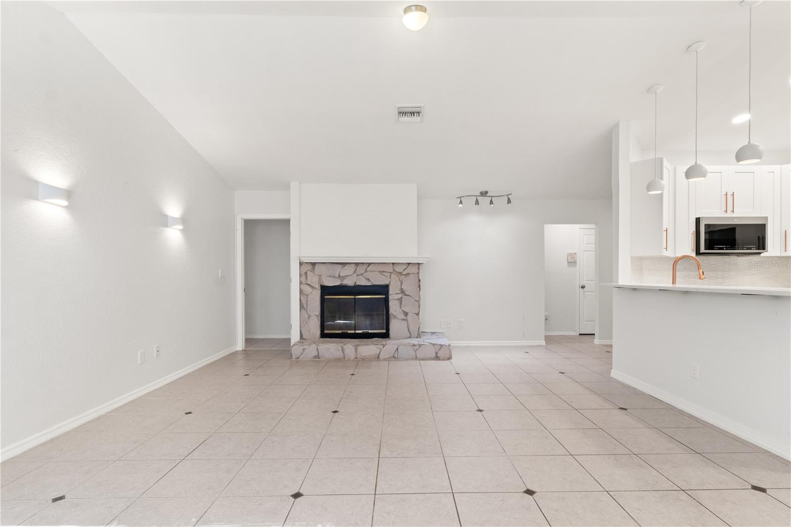 Image 9 of 29 For 7124 72nd Street