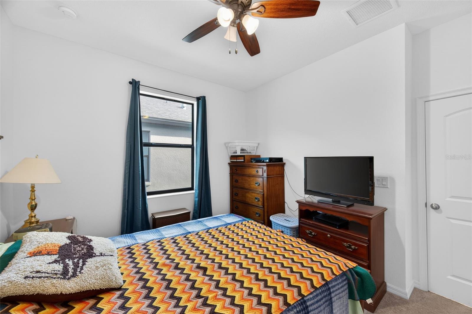 Listing photo id 38 for 13737 Garden Hills Drive