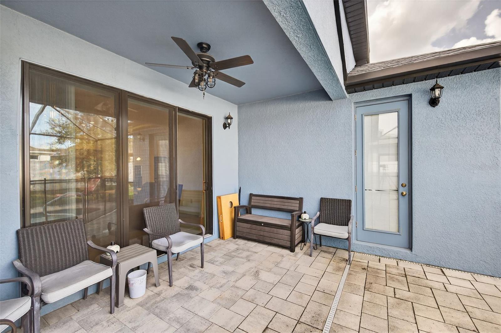 Listing photo id 43 for 13737 Garden Hills Drive