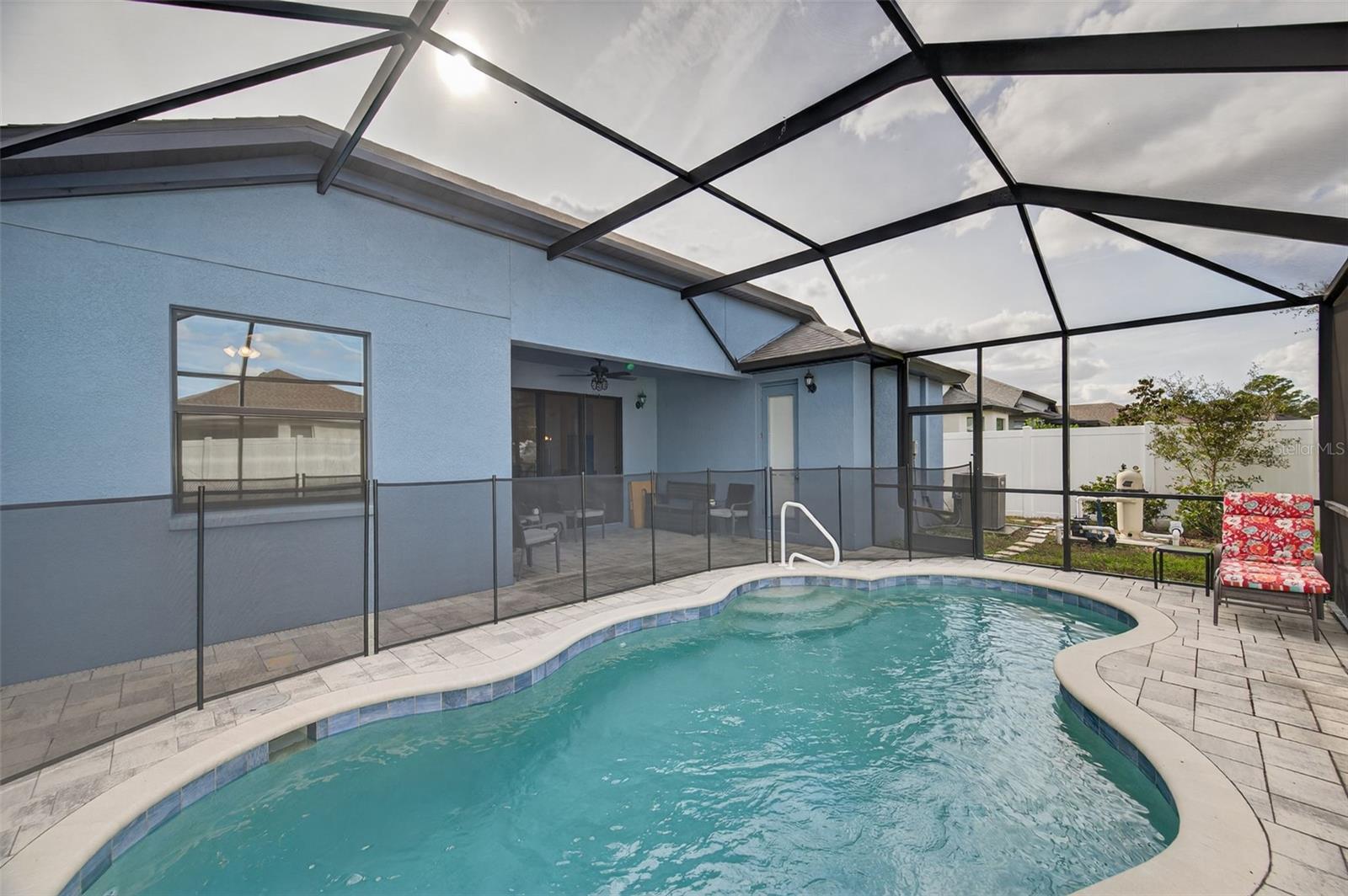 Listing photo id 48 for 13737 Garden Hills Drive