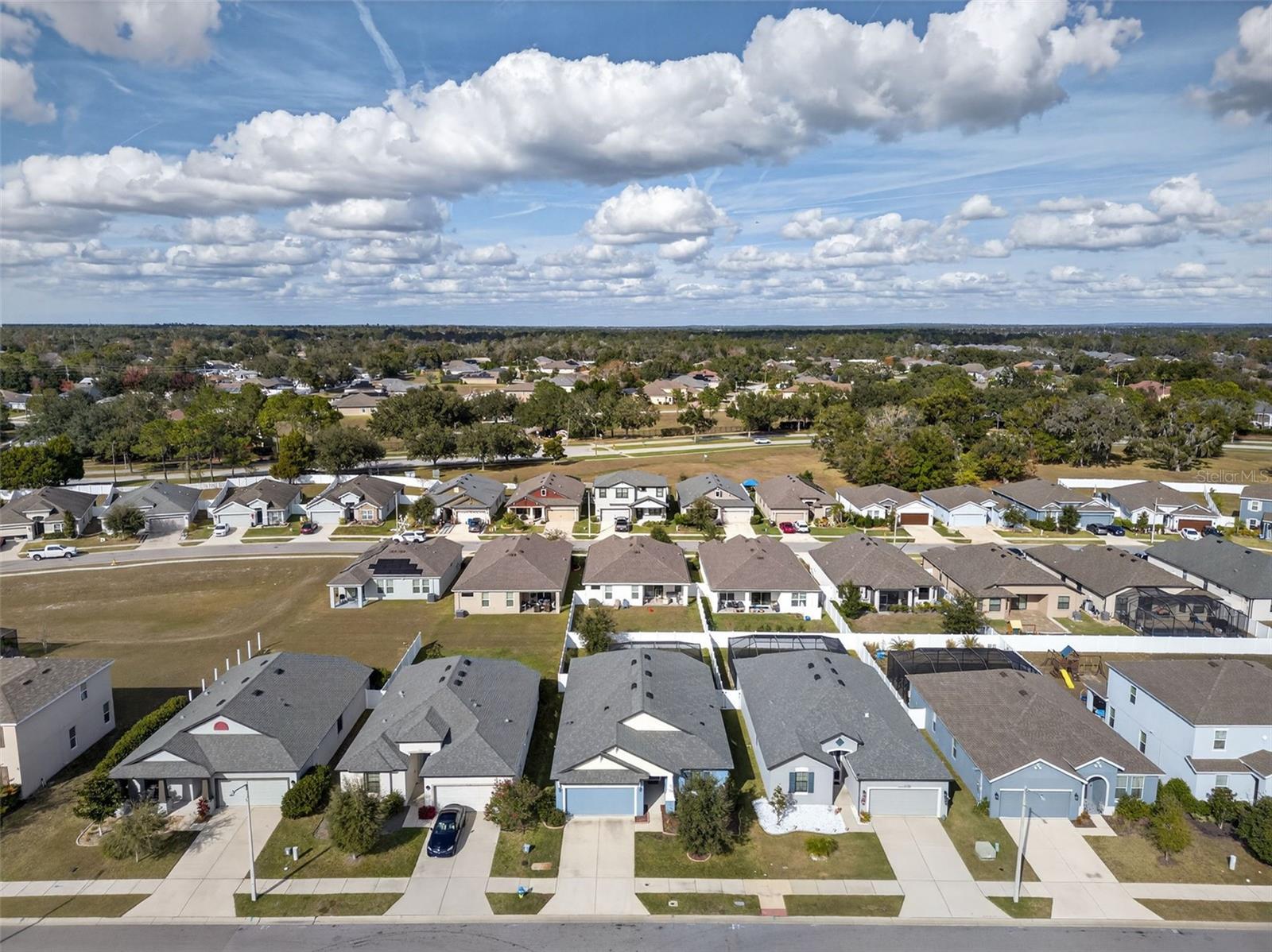 Listing photo id 56 for 13737 Garden Hills Drive