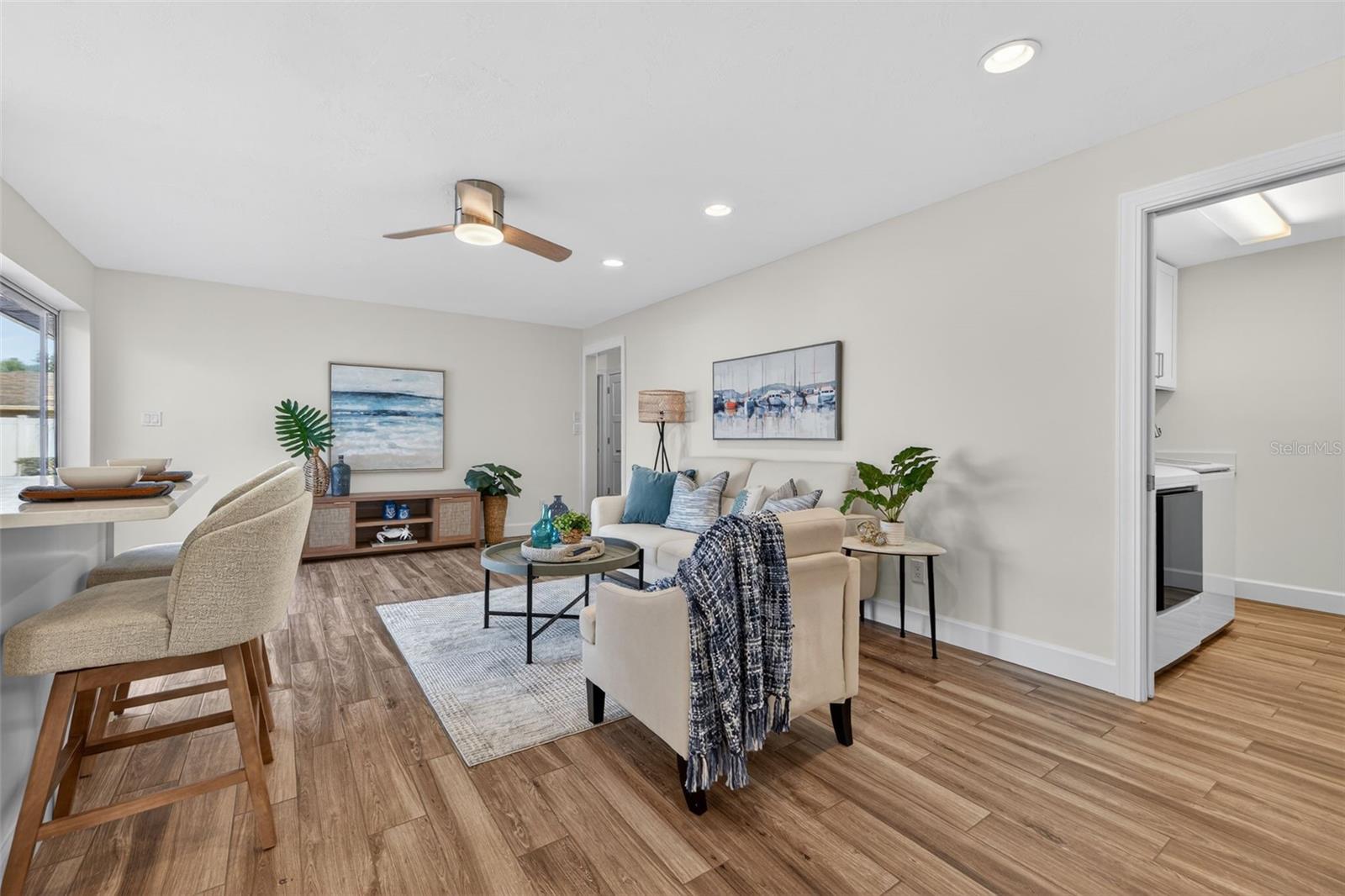 Listing photo id 15 for 2043 Tanglewood Way Ne