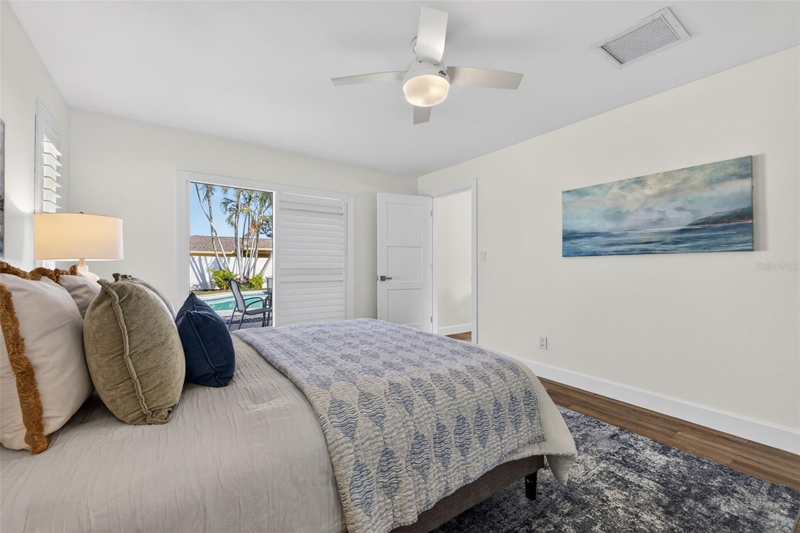 Listing photo id 20 for 2043 Tanglewood Way Ne