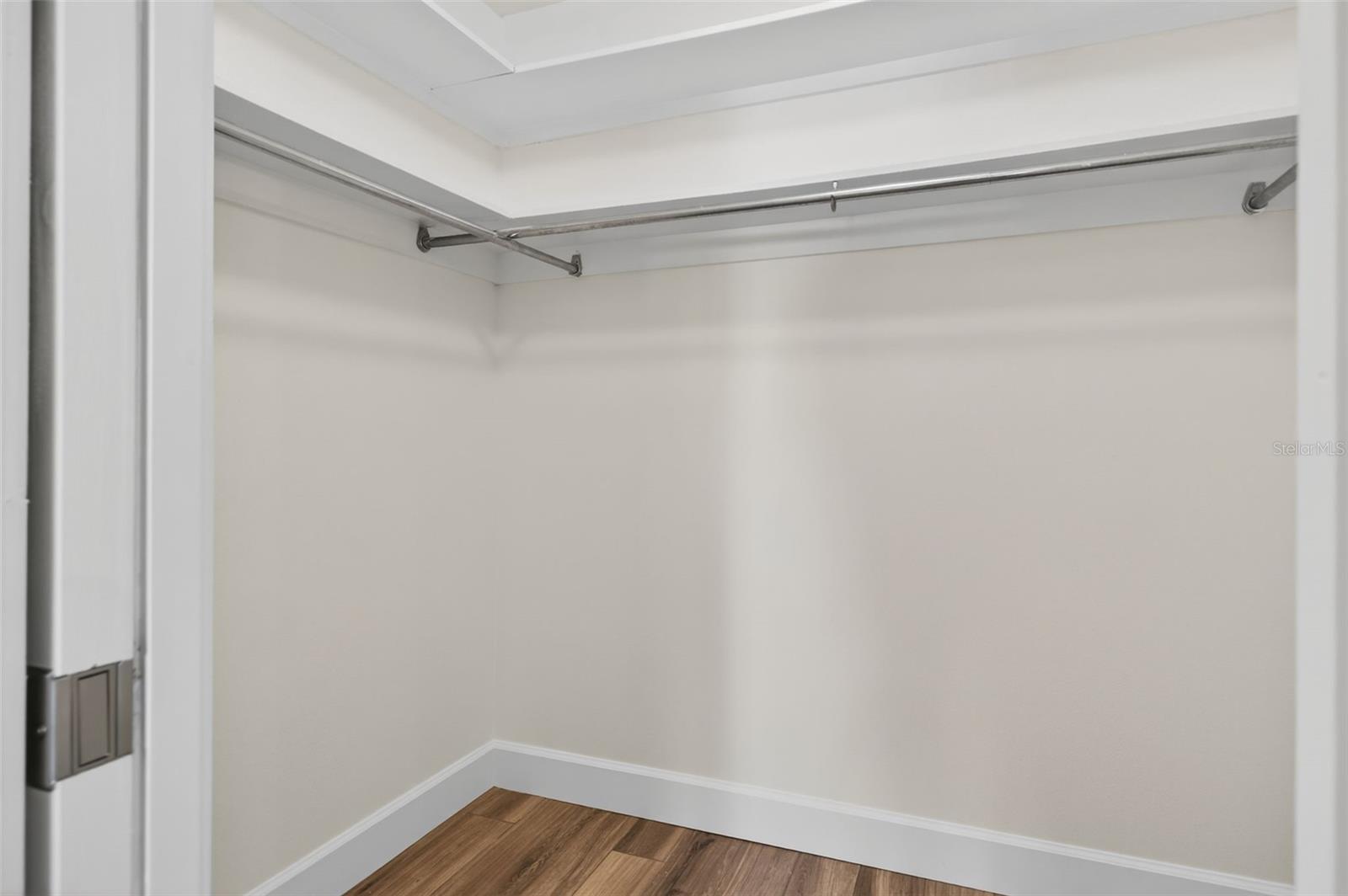 Listing photo id 21 for 2043 Tanglewood Way Ne