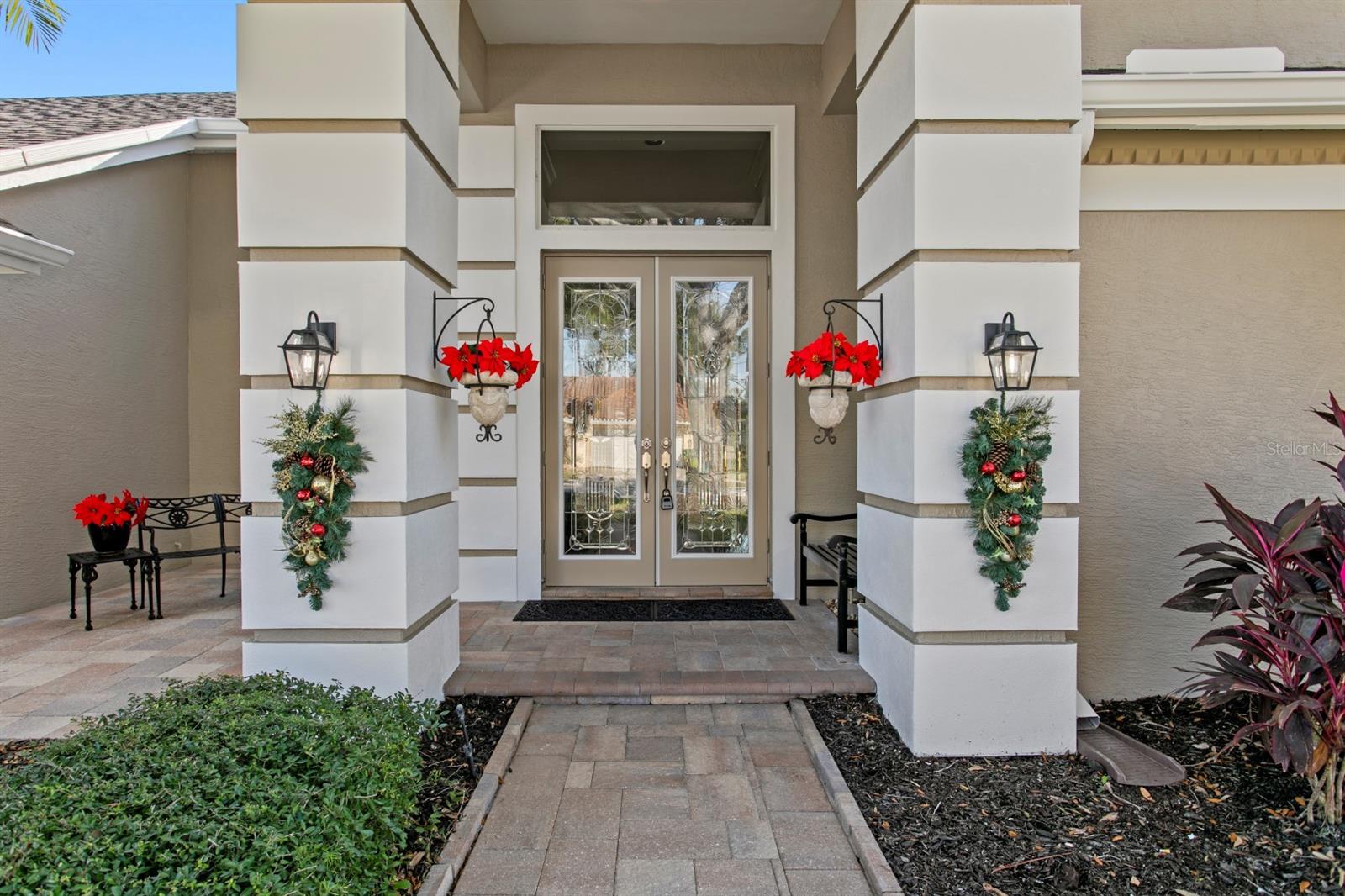 Listing photo id 10 for 16333 Birkdale Drive