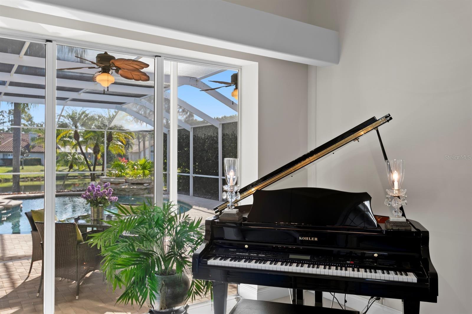 Listing photo id 15 for 16333 Birkdale Drive