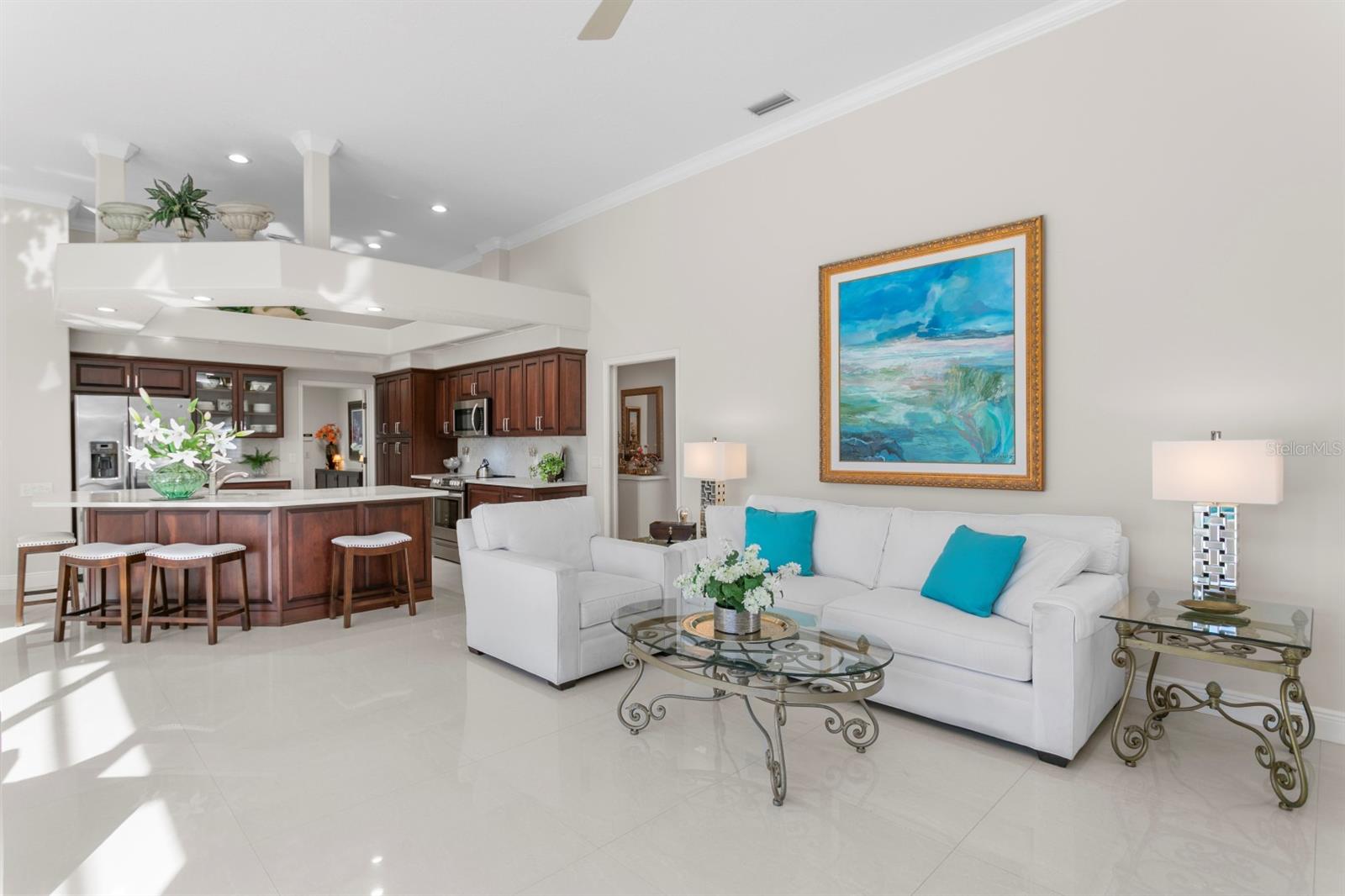 Listing photo id 26 for 16333 Birkdale Drive