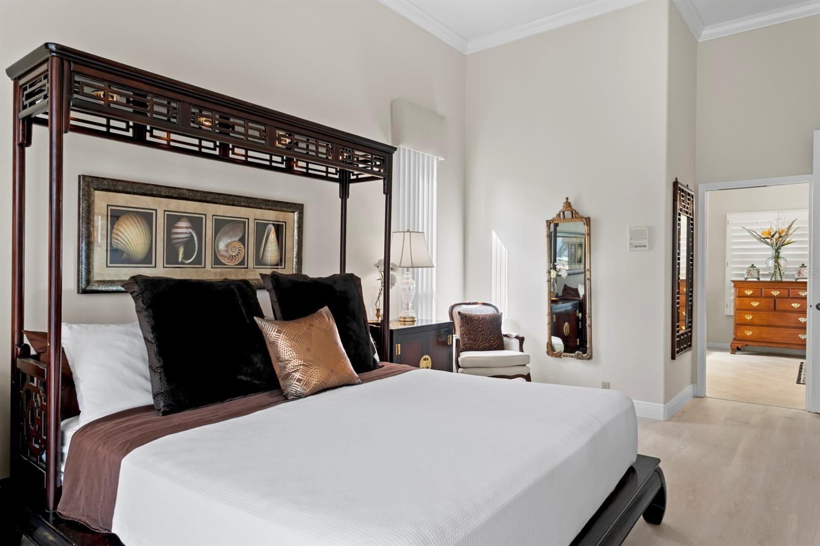 Listing photo id 39 for 16333 Birkdale Drive