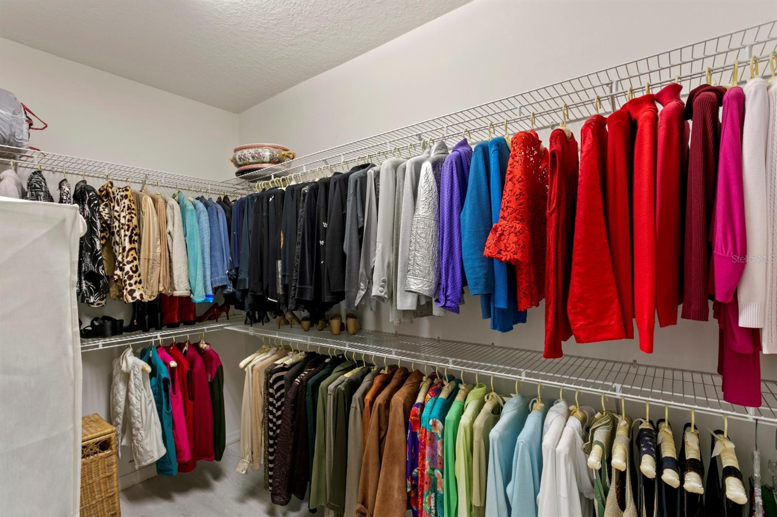 Listing photo id 41 for 16333 Birkdale Drive