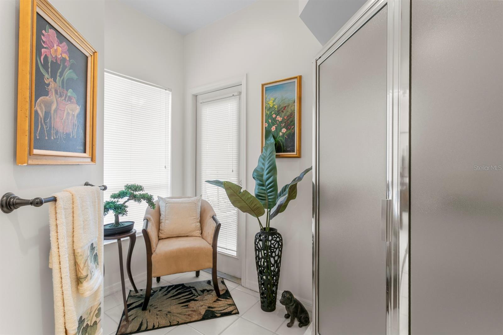 Listing photo id 54 for 16333 Birkdale Drive