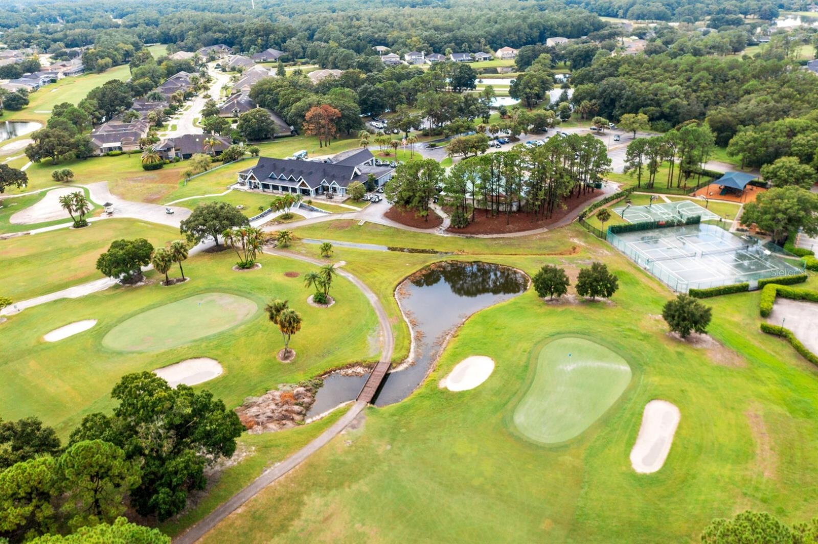 Listing photo id 70 for 16333 Birkdale Drive