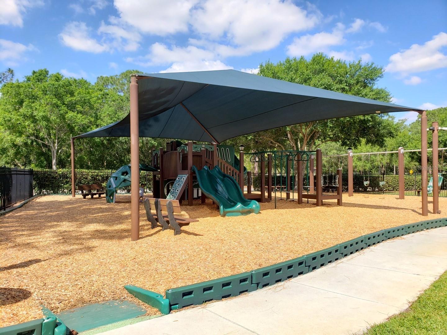 Listing photo id 81 for 16333 Birkdale Drive