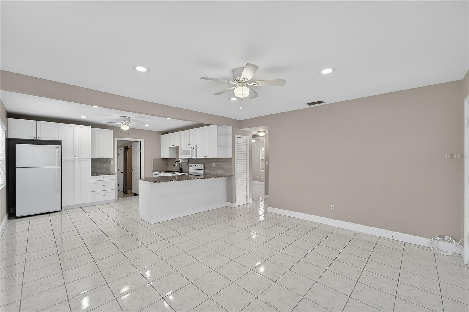 Image 13 of 46 For 4945 36th Avenue N