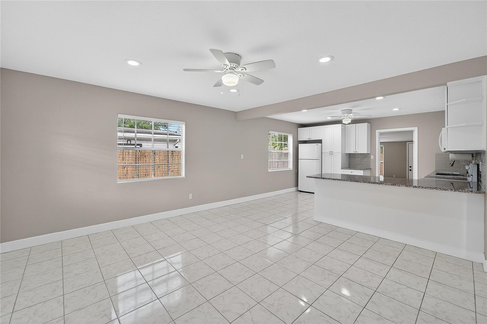 Image 15 of 46 For 4945 36th Avenue N