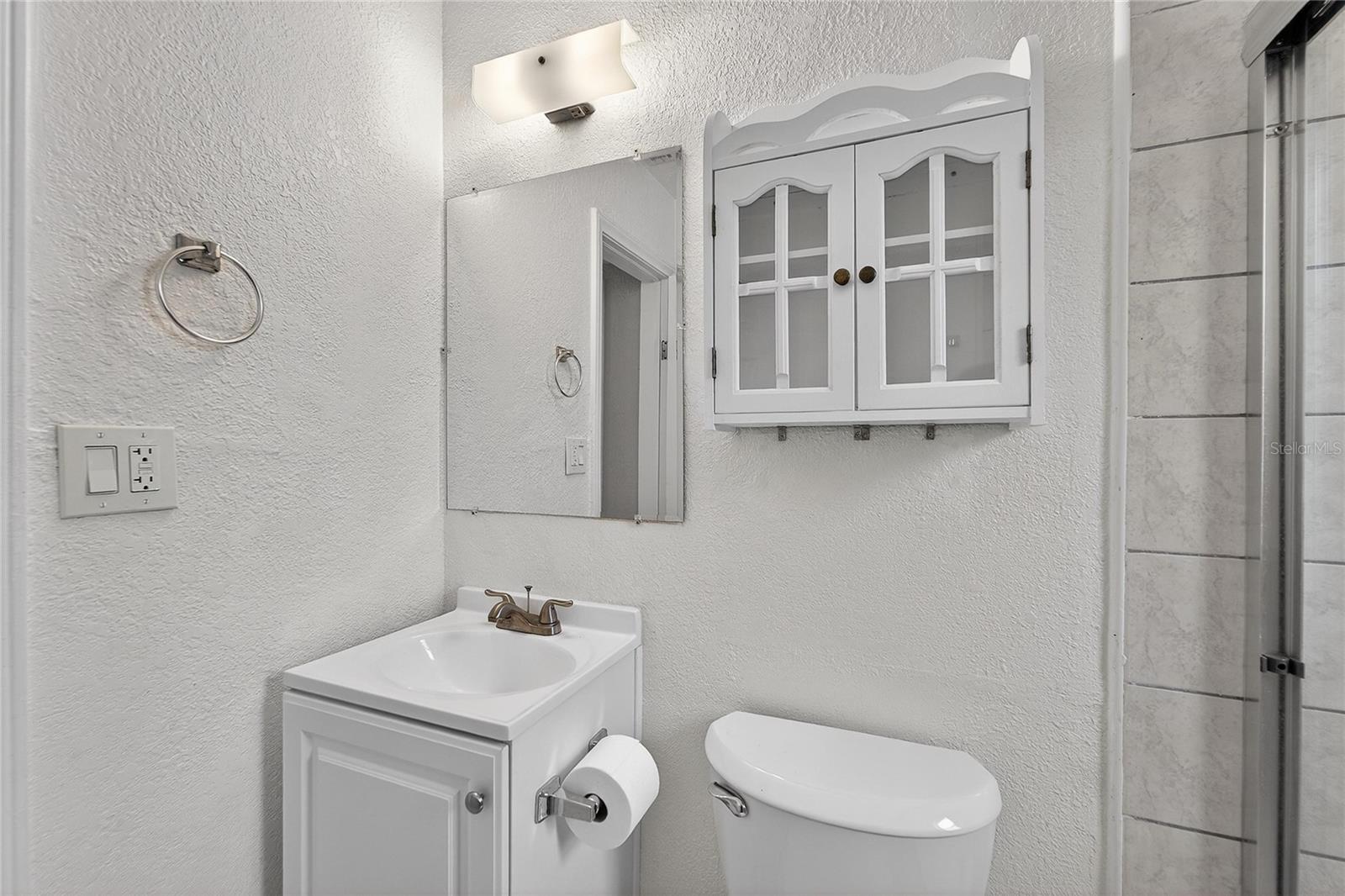 Image 21 of 46 For 4945 36th Avenue N