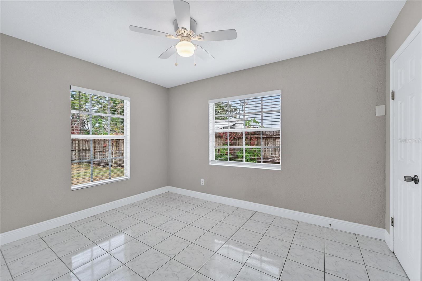 Image 25 of 46 For 4945 36th Avenue N