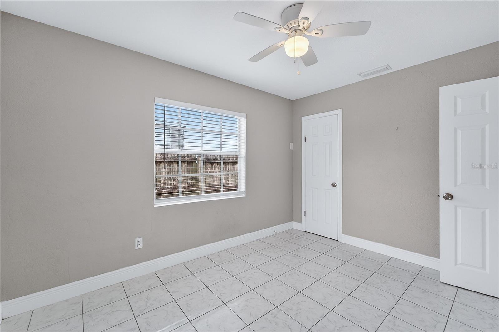 Image 29 of 46 For 4945 36th Avenue N