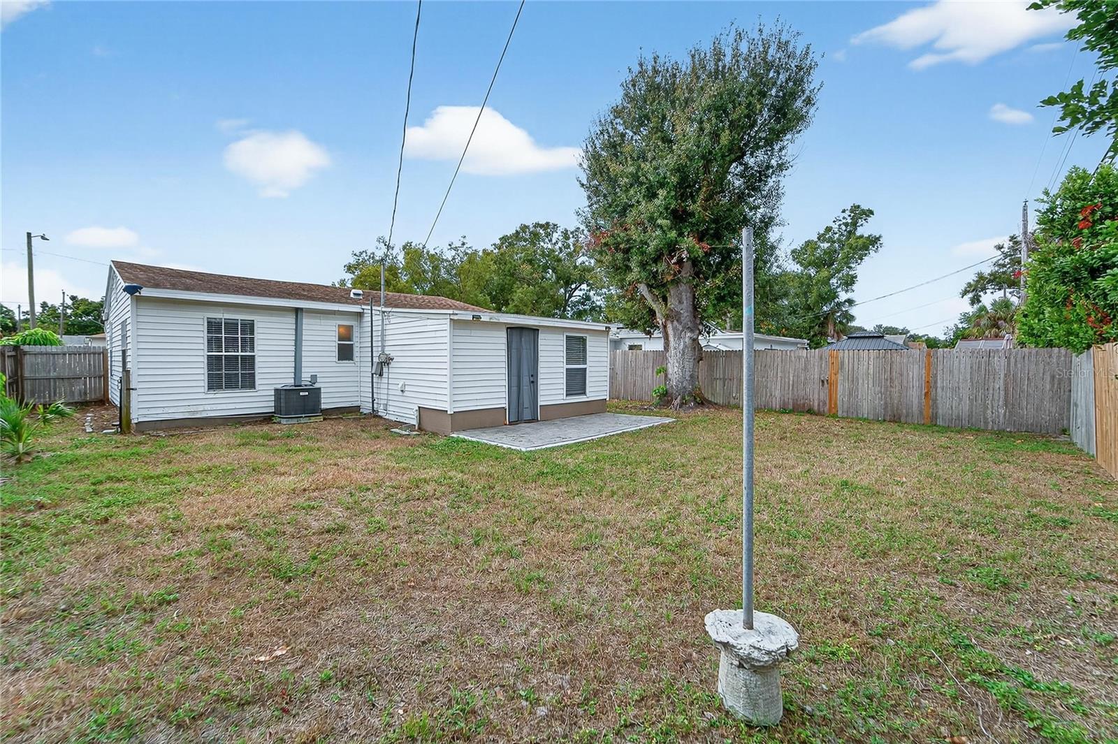 Image 40 of 46 For 4945 36th Avenue N