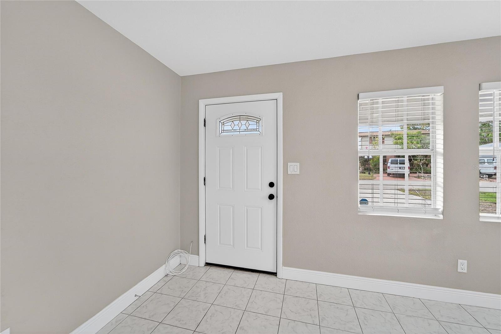 Image 5 of 46 For 4945 36th Avenue N