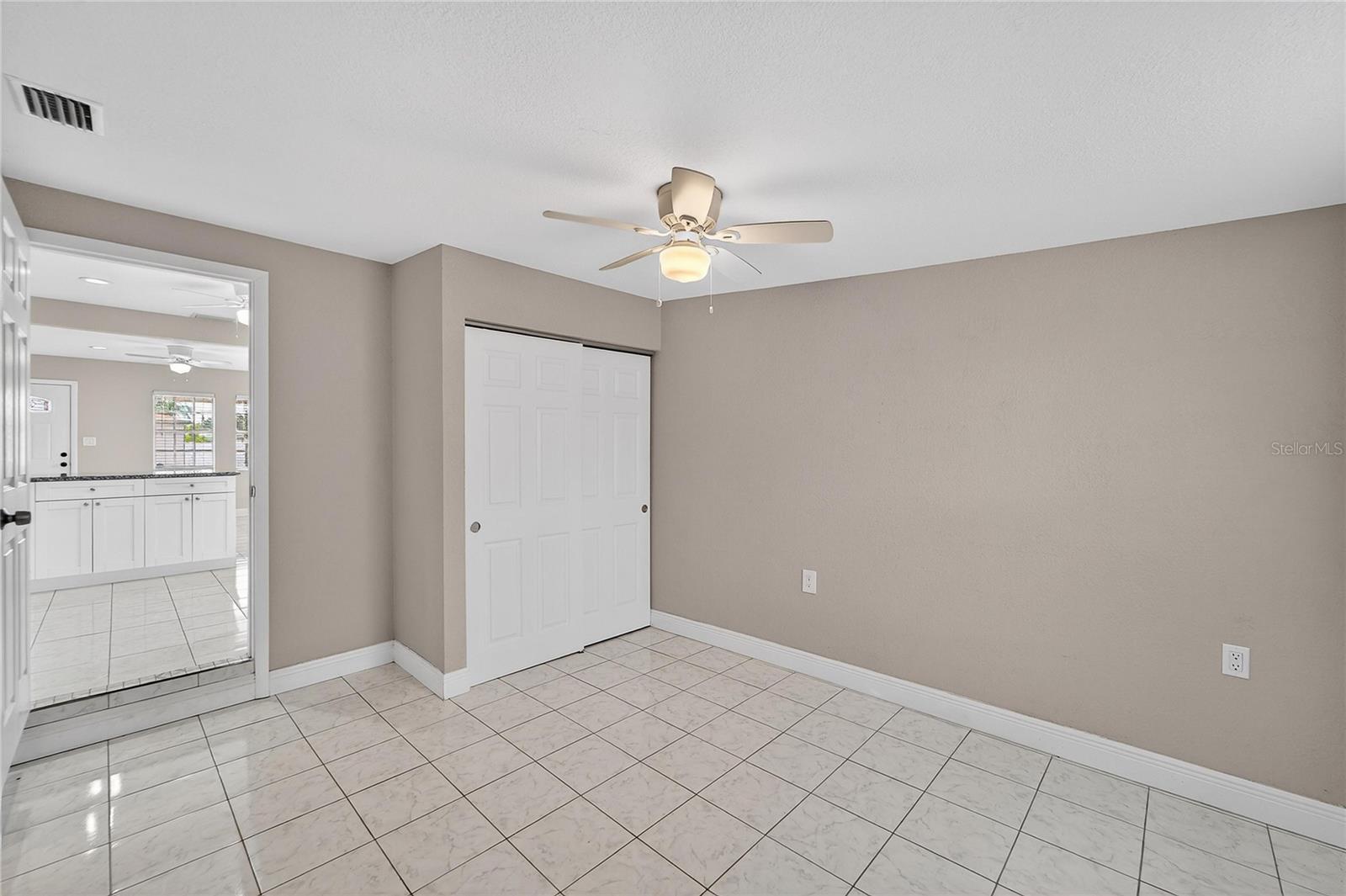 Image 7 of 46 For 4945 36th Avenue N