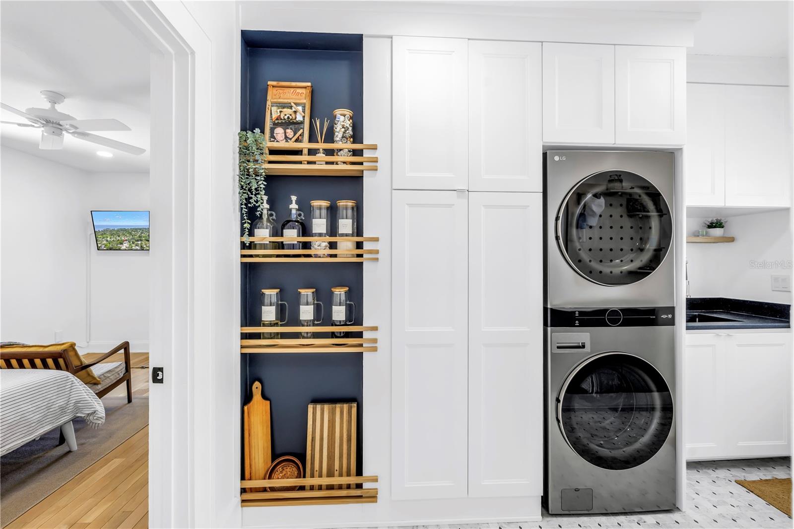 Image 10 of 33 For 650 63rd Avenue S