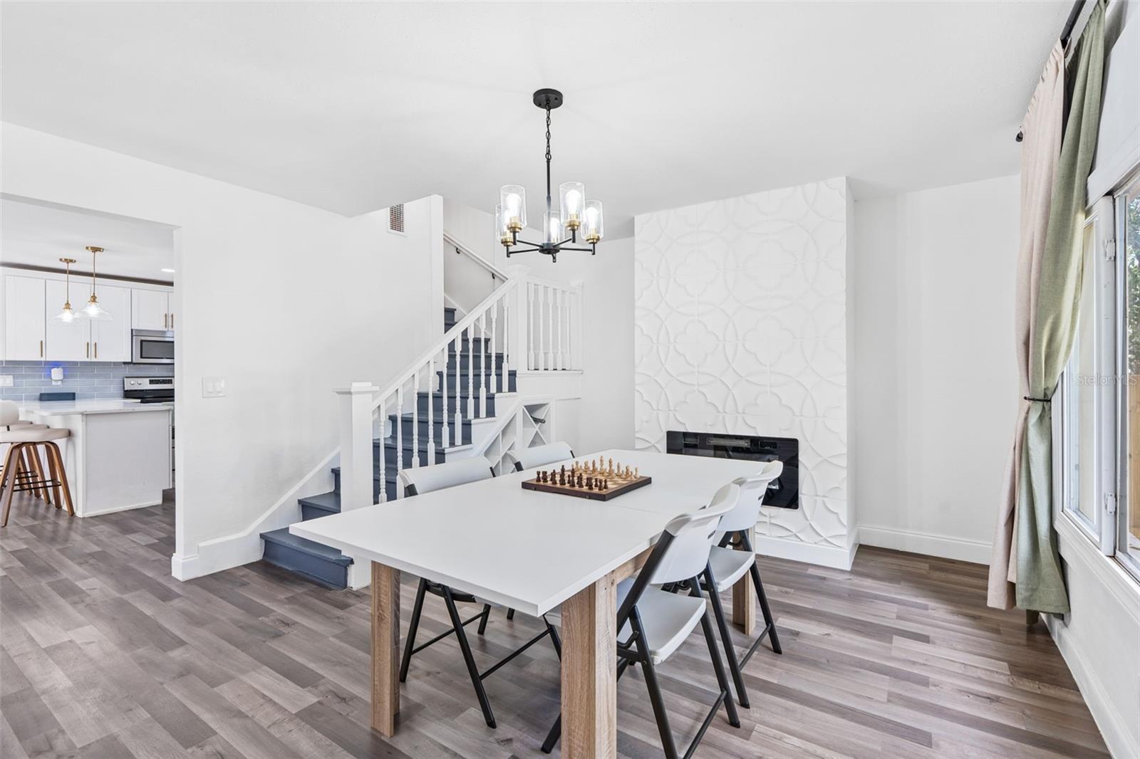 Image 13 of 21 For 2201 50th Avenue N