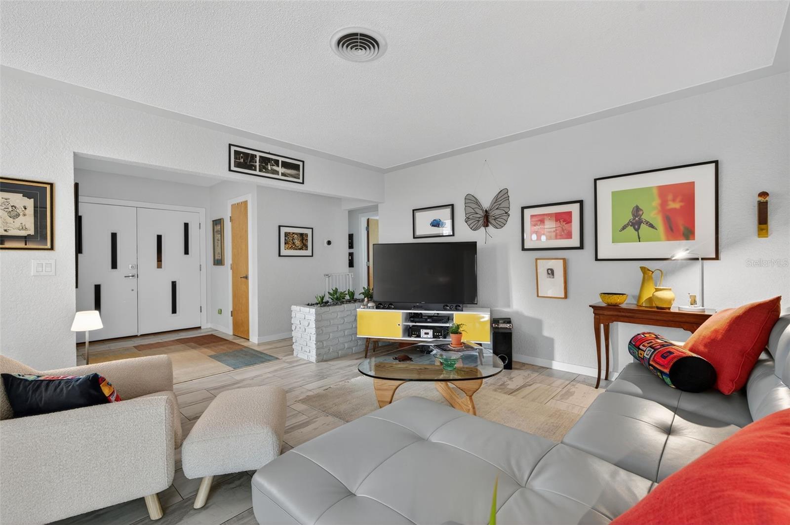 Image 18 of 51 For 6900 22nd Way S