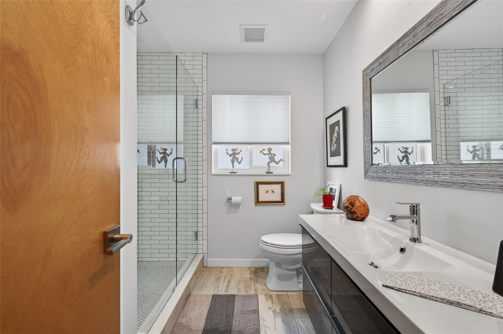 Image 28 of 51 For 6900 22nd Way S