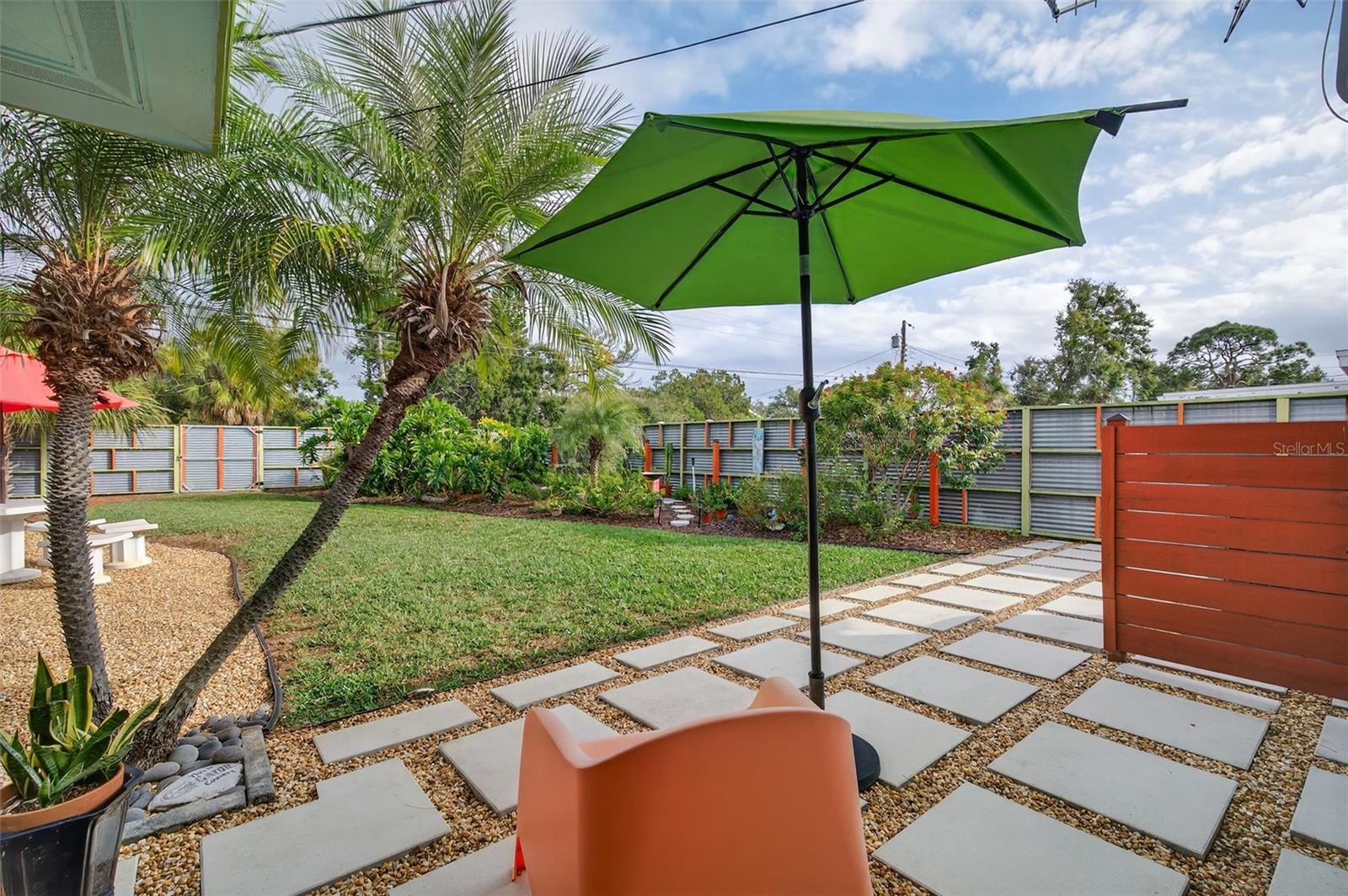 Image 33 of 51 For 6900 22nd Way S