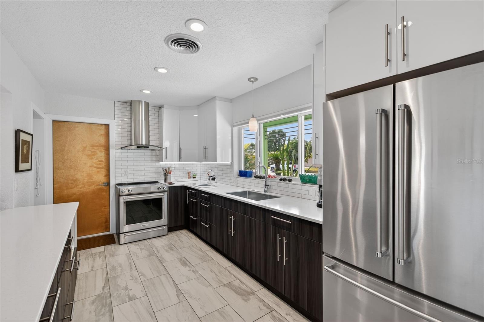 Image 5 of 51 For 6900 22nd Way S