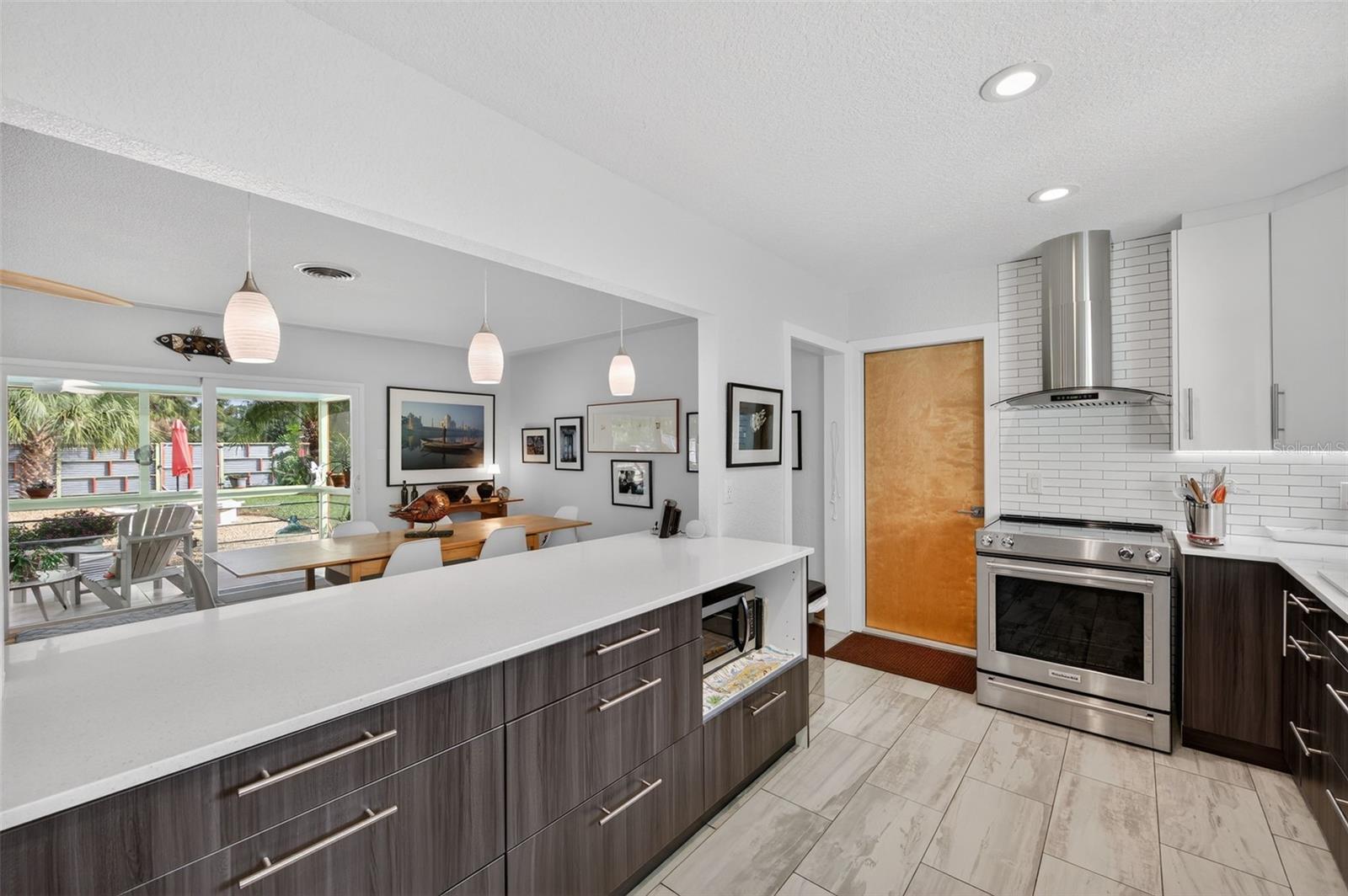 Image 6 of 51 For 6900 22nd Way S