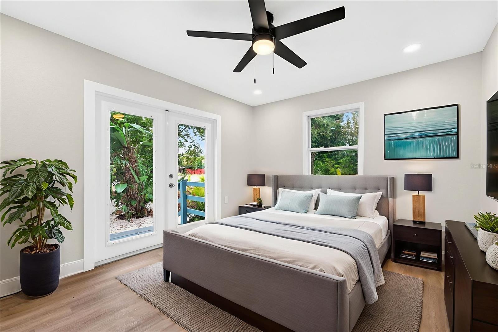 Image 21 of 35 For 5182 25th Avenue S