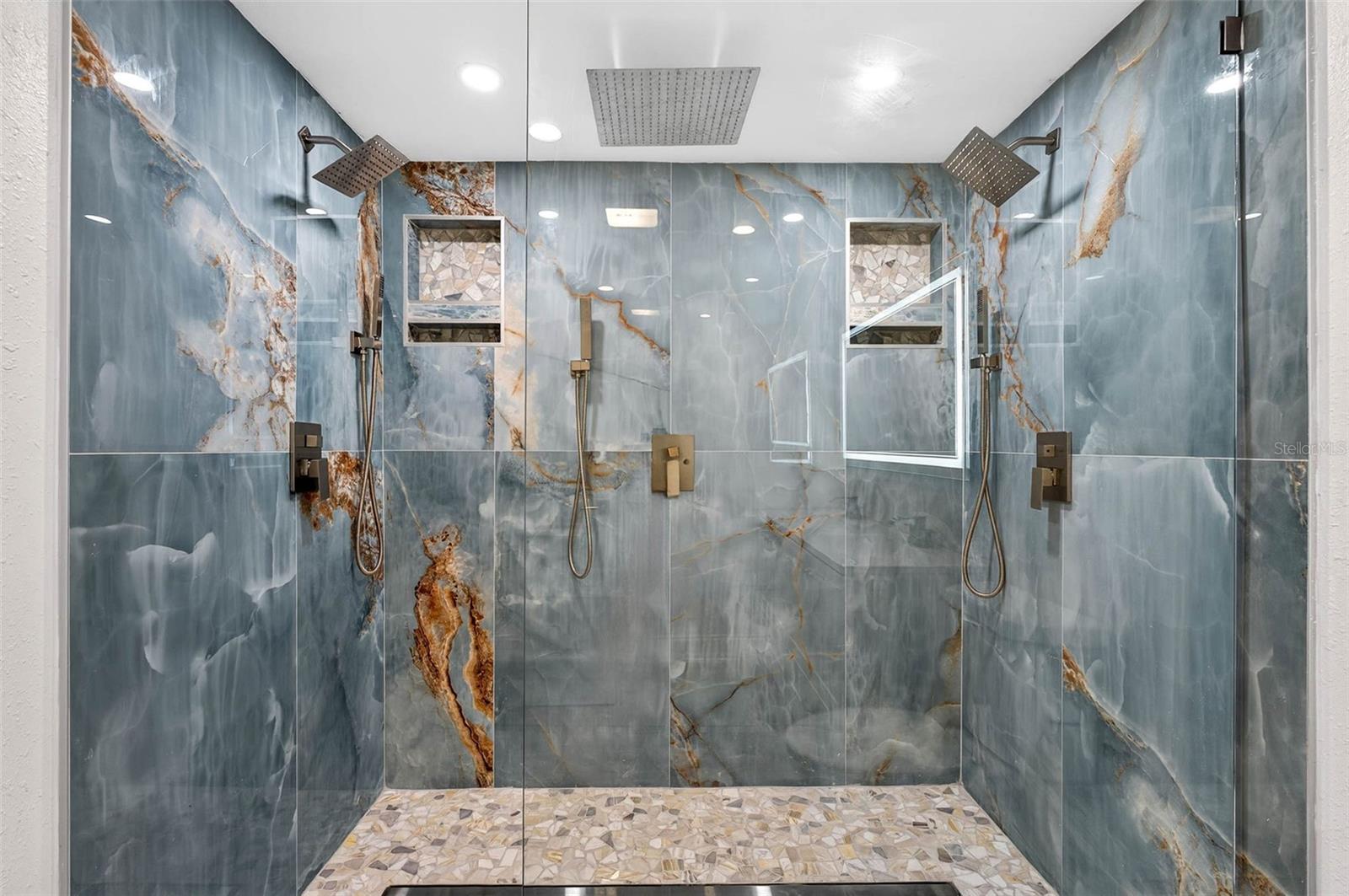 Image 25 of 35 For 5182 25th Avenue S