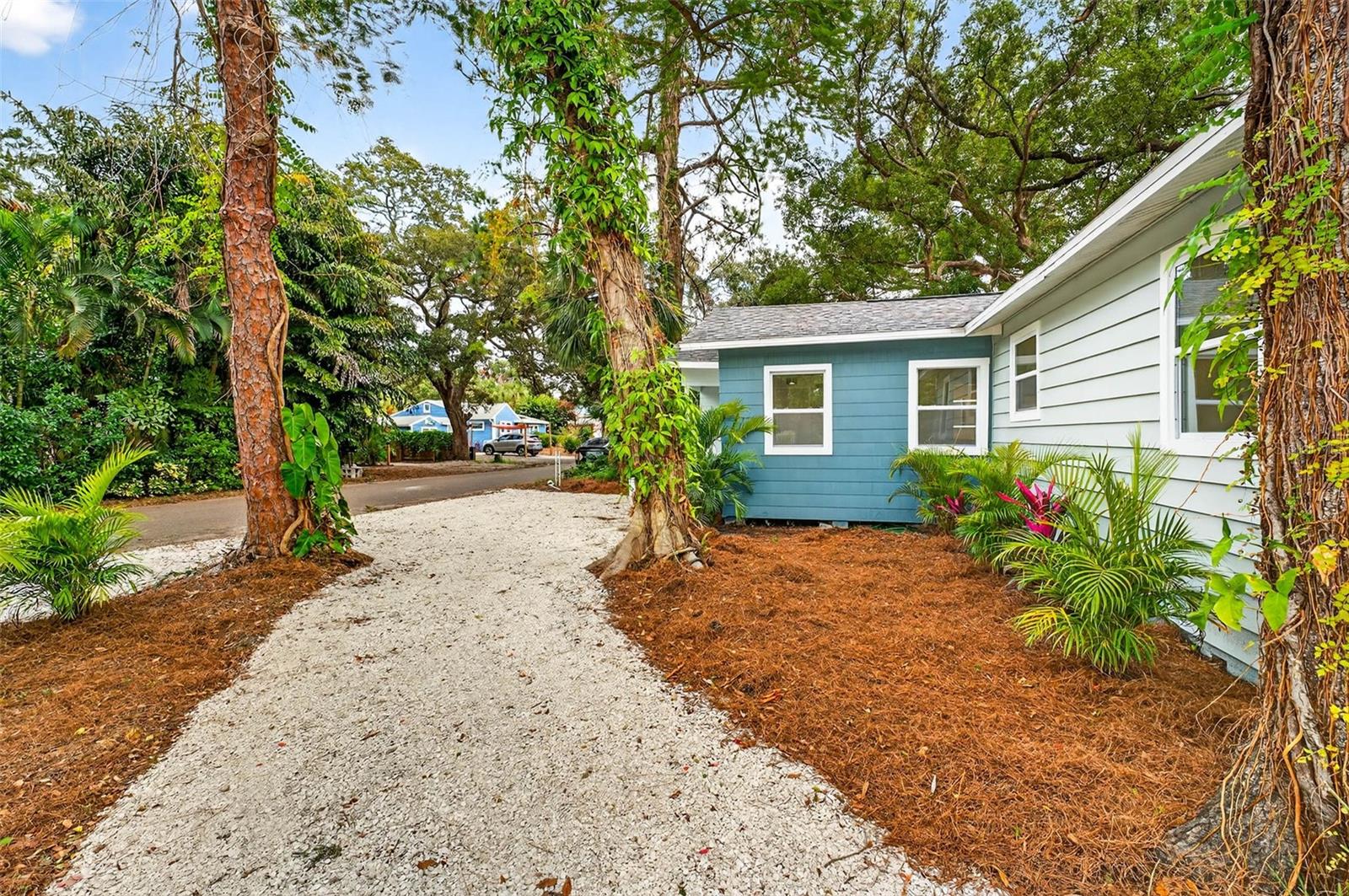 Image 28 of 35 For 5182 25th Avenue S