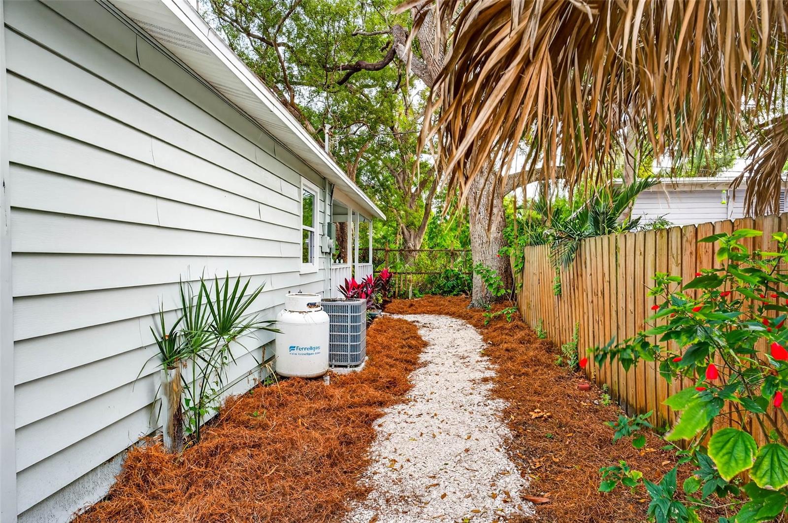 Image 31 of 35 For 5182 25th Avenue S