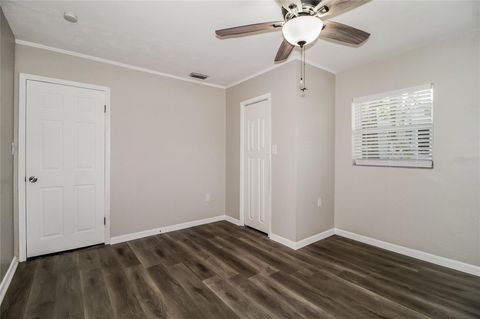 Image 11 of 16 For 52 Community Drive